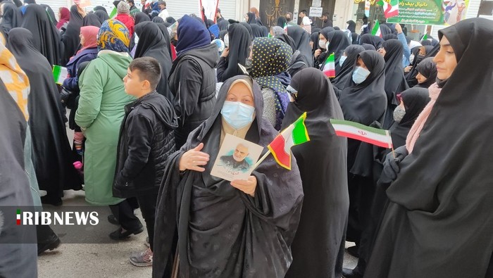 حضور کشاورزان مهدی آباد بزرگ در راهیپمایی ۲۲ بهمن ۱۴۰۱