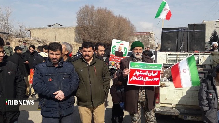 حضور مردم روستای خوزنین در راهیپمایی ۲۲ بهمن ۱۴۰۱